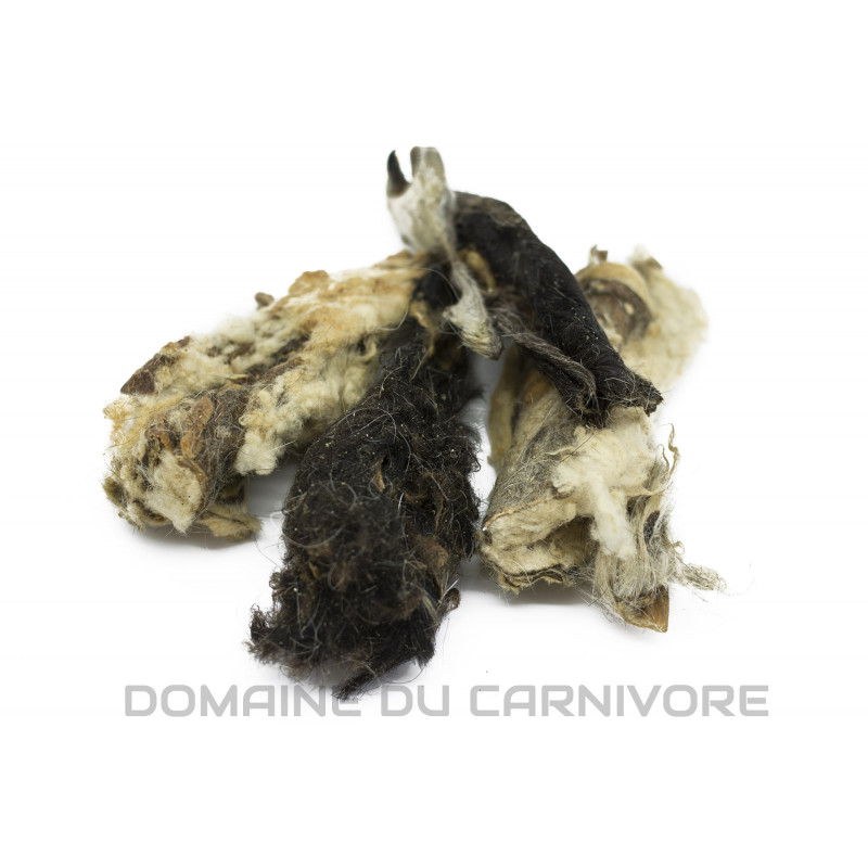 Peau d'agneau avec fourrure Friandise pour chien naturelle Peau d'agneau avec fourrure Friandise pour chien naturelle